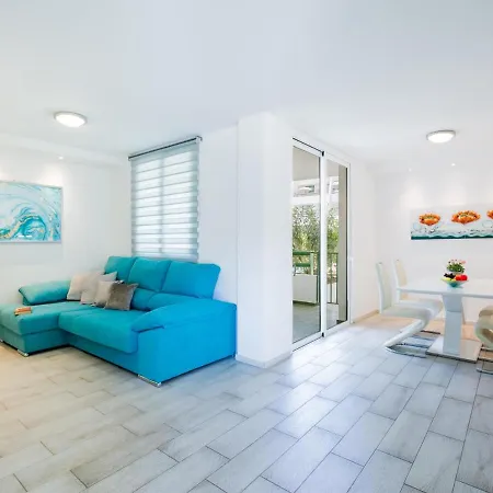 A13 Optimist Beautiful And Comfortable Апартаменты Плая-де-лас-Америкас
